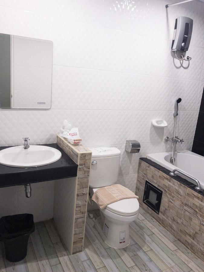 Si Maha Phot The Icon Service Apartment מראה חיצוני תמונה